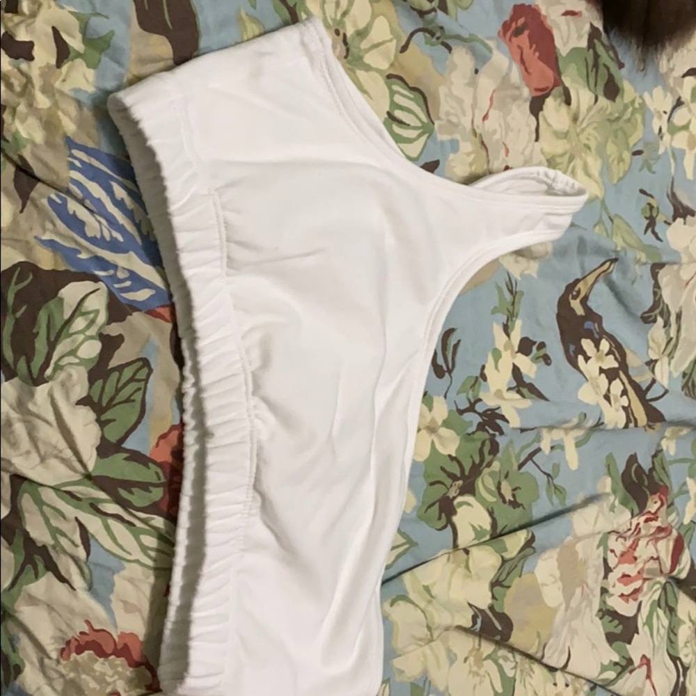 One shoulder sports bra